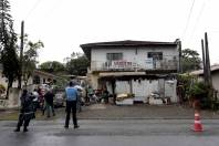 Sema retira entulho de casa na rua Guaíra - Fotografo: Rogerio da Silva - Data: 20/11/2014