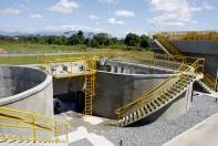 A Estação de Tratamento de Esgoto do Espinheiros será inaugurada nesta terça-feira (20/11) - Fotografo: Kátia Nascimento - Data: 19/11/2012