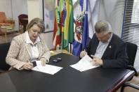 Assinatura de convênio de 14 milhões para equipamentos do Complexo Ulysses Guimarães II - Fotografo: Jaksson Zanco - Data: 04/07/2013