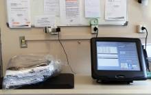 Um novo sistema está sendo implantado no Hospital São José. A tecnologia RFID (em português, Identificação por Rádio Frequência) trata da implantação de um chip nos enxovais hospitalares, em todas as roupas de cama, roupas cirúrgicas, uniformes e cobertores. - Fotografo: Divulgação Hospital São José - Data: 27/08/2012