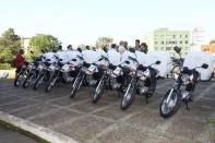 Uma frota de oito motos foi entregue para a Secretaria Municipal de Saúde nesta segunda-feira (10). As motos serão usadas no Programa de Controle à Dengue.  - Fotografo: Kátia Nascimento - Data: 10/10/2011