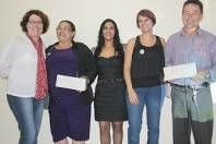 Na ultima-sexta feira (9/12) a Organização Não Governamental (ONG) Impacto Social, repassou verba para 3 Cooperativas que passaram o ano todo separando materiais metalizados. A secretária Rosemeri Costa (E) com presidentes de cooperativas de reciclagem - Fotografo: José Carlos Forner - Data: 14/12/2011