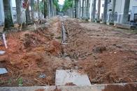 O serviço de drenagem da Rua das Palmeiras chegou na fase final. Até o momento, já implantaram tubos de concreto em todo o trecho ligando a Rua Rio Branco (em frente ao Museu da Imigração) até a Rua do Príncipe. - Fotografo: Ruy Ferrari/SEINFRA - Data: 23/03/2012