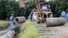 Subprefeitura Sudoeste realiza obras de drenagem na região - Fotografo: Rogerio da Silva - Data: 13/05/2015