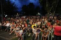 O Natal dos Sonhos de Pirabeiraba aconteceu nesta quarta-feira (30/11). Adultos e crianças foram até a Praça Caetano Evora da Silveira Junior esperar o Papai Noel - Fotografo: Kátia Nascimento - Data: 30/11/2011