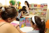 Viajando com a Leitura na Escola Municipal Pedro Ivo Campos - Fotografo: Rogerio da Silva - Data: 12/03/2013