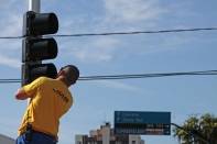 Instalação de Semáforos no cruzamento das ruas Blumenau com Timbó - Fotografo: Rogerio da Silva - Data: 28/11/2013