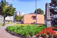 A Praça Lauro Müller (Biblioteca Pública) é uma das muitas áreas que fazem parte da Parceria Verde, desenvolvido pela Conurb - Fotografo: Luana Isse de Freitas - Data: 30/09/2011