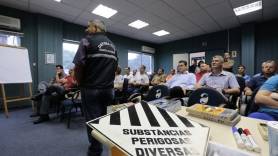 Defesa Civil Estadual realizou curso de Capacitação em Fiscalização no Transporte de Produtos Perigosos - Fotografo: Rogerio da Silva - Data: 16/04/2015