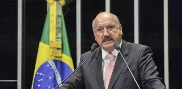 Luiz Henrique da Silveira  - Fotografo: Senado Federal  - Data: 10/05/2015