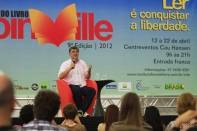 A palestra  “Dicas de Telejornalismo” com Flávio Fachel, aconteceu neste sábado (14/4) e fez parte da programação da Feira do Livro. - Fotografo: Kátia Nascimento - Data: 15/04/2012