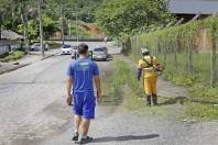Subprefeitura Nordeste realiza roçada e limpeza na Rua Rio do Braço no Jardim Sofia - Fotografo: Phelippe José - Data: 29/01/2015