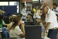 Esta quinta-feira (20/12) será o último dia de atendimento ao público na Prefeitura antes do recesso natalino. Alguns serviços municipais serão mantidos em regime de plantão - Fotografo: Kátia Nascimento - Data: 19/12/2012