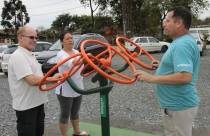Prefeitura de Joinville e Felej inauguram mais uma Academia de Ginástica da Melhor Idade no Jardim Paraíso. - Fotografo: Phelippe José da Silva - Data: 18/08/2014