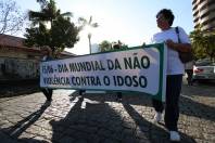 Caminhada de conscientização contra a violência ao idoso  - Fotografo: Rogerio da Silva - Data: 14/06/2013