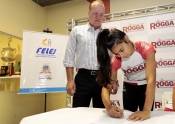 Rogga renova contrato com Tamiris de Liz e assina novos contratos com Ana Bayer e Samara Furtado, atletas da FELEJ - Fotografo: Rogerio da Silva - Data: 05/05/2015