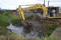 Subprefeitura Sudeste faz limpeza de valas no bairro Fátima - Fotografo: Adilson Girardi - Secom - Data: 15/06/2015