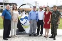 Entrega do Monumento às Missões de Forças de Paz das Organizações das Nações Unidas (ONU), os "Boinas Azuis", instalado no setor Sambaqui, do Parque da Cidade - Fotografo: Kátia Nascimento - Data: 19/11/2011