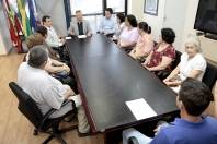 Assinatura da Lei que reconhece de utilidade pública a Associação de Artesãs de Costura Mulheres de Pano - Fotografo: Jaksson Zanco - Data: 31/10/2013