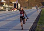 Atletismo Feminino de Joinville com a atleta  Bruna Cestrem bate o recrod da prova revezamento 4 x 400 nos 28º Joguinhos Abertos em Itajaí - Fotografo: Phelippe José - Data: 28/07/2015