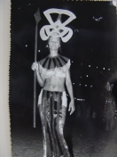 Exposição fotográfica “Vai Passar: Sacerdotisa (1999).  - Fotografo: Fonte: Arquivo Histórico de Joinville. - Data: 20/02/2014