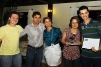 A segunda escola a receber o Troféu Quero-Quero da 19ª edição do Prêmio Embraco de Ecologia, categoria Raíz, foi a escola municipal Professora Elizabeth Von Dreifuss. Quem recebeu o troféu foi a diretora Sandra Regina de Souza. - Fotografo: Mauro Artur Schlieck - Data: 29/11/2011