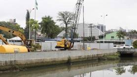 Obras do rio Mathias na praça do monumento A Barca, neste trecho será construída a sala de geradores e estação de bombeamento - Fotografo: Rogerio da Silva - Data: 23/07/2015