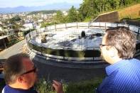 O prefeito em exercício, Ingo Butzke, visitou na manhã desta sexta-feira (13/01) várias obras em andamento. Entre elas a construção do Reservatório de Água no Morro do Finder - Fotografo: Kátia Nascimento - Data: 13/01/2012