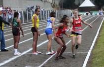 Atletismo feminino de Jlle vence prova revesamento 4 x 100 nos 27º Joguinhos Abertos em Caçador - Fotografo: Phelippe José da Silva - Data: 31/07/2014