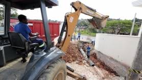 Subprefeitura Sudoeste realiza drenagem na rua Américo Vespúcio - Fotografo: Rogerio da Silva - Data: 15/12/2015