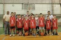 Parceria Felej/Embraco atende mais 60 crianças no basquete - Fotografo: Phelippe José - Data: 16/09/2013
