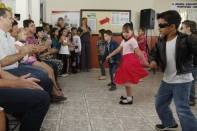 A comunidade do Jardim Sofia recebeu neste sábado (03/11) as obras de ampliação e reforma da Escola Municipal Professora Magdalema Mazzolli. As crianças fizeram apresentações culturais - Fotografo: Kátia Nascimento - Data: 04/12/2011