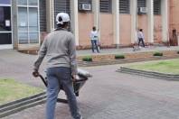 Os 51 apenados, participantes do projeto “Passo a Frente”, trabalham em diversas áreas públicas da cidade auxiliando no andamento das obras. As turmas são dividias entre homens e mulheres e jardinagem e calceteiros.  - Fotografo: Luana de Freitas - Data: 14/05/2012