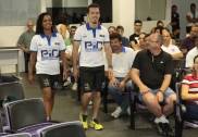 Coordenação do PID mostrando no IIº Seminário de Capacitação Profissional em Esportes, Lazer e Eventos os novos uniformes - Fotografo: Phelippe José da Silva - Data: 10/12/2014