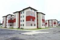 A Secretaria de Habitação e a Caixa Econômica Federal promovem neste sábado e domingo (11 e 12/2), no Ginásio Ivan Rodrigues, o sorteio de localização dos apartamentos aos mutuários do Residencial Trentino, localizado na rua Juliano Busarello, na zona Sul.  - Fotografo: Mauro Artur Schlieck / Secom - Data: 09/02/2012