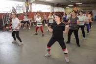 Aulas de ginástica da mehor idade está bombando na Felej. - Fotografo: Phelippe José da Silva - Data: 09/09/2014