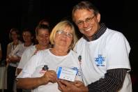 O prefeito Carlito Merss participou nesta sexta-feira (09/12) do encerramento das festividades comemorativas aos 10 de atividades dos Agentes Comunitários de Saúde. Na foto a homenageada Terezinha Franco Riberio da Unidade Básita de Saúde da Família do Estevão de Matos. - Fotografo: Mauro Artur Schlieck - Data: 09/12/2011