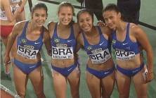 Equipe do Brasil que conquistou medalha de bronze na Espanha. Tamiris é a primeira à esquerda - Fotografo: Imagem Sportv - Data: 14/07/2012