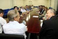 Nesta tarde (29/9), o prefeito recebeu os procuradores e advogados do Ipreville, Amae e Hospital São José para apresentação do Projeto de Lei Complementar que Modifica o Plano de Carreira e Vencimentos dos Advogados - Fotografo: Kátia Nascimento - Data: 29/09/2011