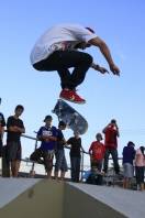 A pista de Skate mais moderna do Brasil permite manobras pra lá de radicais. O público aproveita cada lance. - Fotografo: Mauro Artur Schlieck - Data: 06/11/2011