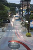 A rua Ottokar Doerffel está mais clara com a nova iluminação - Fotografo: Mauro Artur Schlieck - Data: 01/12/2011