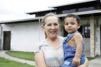 A enfermeira Sandra Mara Schatzmann é uma das mães que solicitou vaga no plantão no CEI - Fotografo: Jaksson Zanco - Data: 09/01/2013