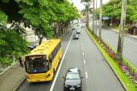Depois de passar por várias transformações, a Avenida Juscelino Kubistcheck vai receber também corredor de ônibus, no sentido centro bairro. A pintura de solo já foi realizada, a próxima etapa é fazer a instalação de tachões - Fotografo: Mauro Artur Schlieck - Data: 02/12/2011