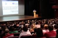 Professores participam da palestra A inexistente batalha do livro impresso contra o atemorizador gigante digital - Fotografo: Rogerio da Silva - Data: 04/04/2013
