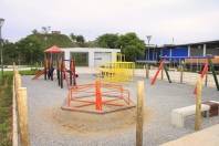 O primeiro Parque da Cidade está com cara de parque. Alguns setores estão prontos e a comunidade aproveita o novo espaço público - Fotografo: Mauro Artur Schlieck - Data: 11/10/2011