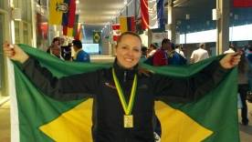 Atleta da Felej Rosane Ewald é bicampeã Sulamericana no Tiro Esportivo. Prova que concedeu o título foi neste fim de semana (29 e 30/9), no Rio de Janeiro, em mais uma edição do Campeonato Hugo de Sá Campello Filho, tradicional competição sulamericana de Carabina e Pistola. - Fotografo: Divulgação Felej - Data: 01/10/2012