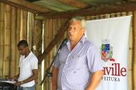 A solenidade de entrega da reconstrução de 11 pontes na zona rural do Vila Nova aconteceu na propriedade do senhor Acácio Schroeder. O secreário regional Dário Matthies destacou o envovimento da comunidade   - Fotografo: Mauro Artur Schlieck - Data: 26/11/2011