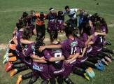 Equipe de futebol feminino comemora conquista do troféu após vitória emocionante sobre Caçador - Fotografo: Divulgacão - Data: 07/09/2012
