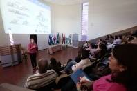 Cerest realiza evento para profissionais de salão de beleza sobre cuidados para evitar acidente e riscos no trabalho - Fotografo: Rogerio da Silva - Data: 03/08/2015