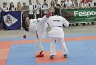 Atleta de karatê Amanda Belli lutando Kumitê nos 28º Joguinhos Abertos em Itajaí - Fotografo: Phelippe José - Data: 31/07/2015